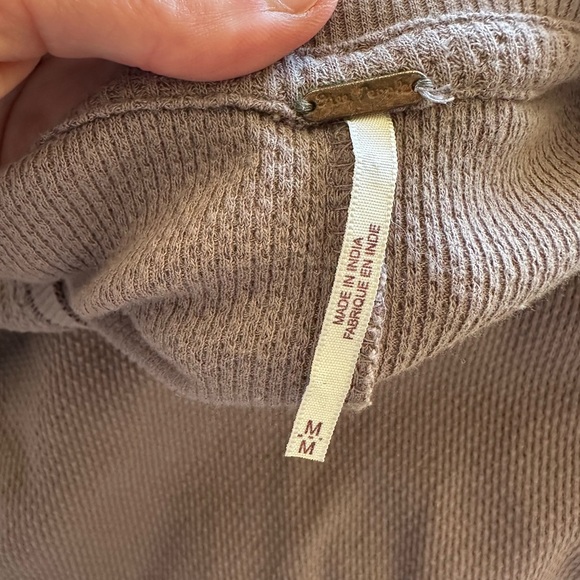 Free People Long sleeve Thermal Waffle Boho Woman's M - Picture 9 of 9